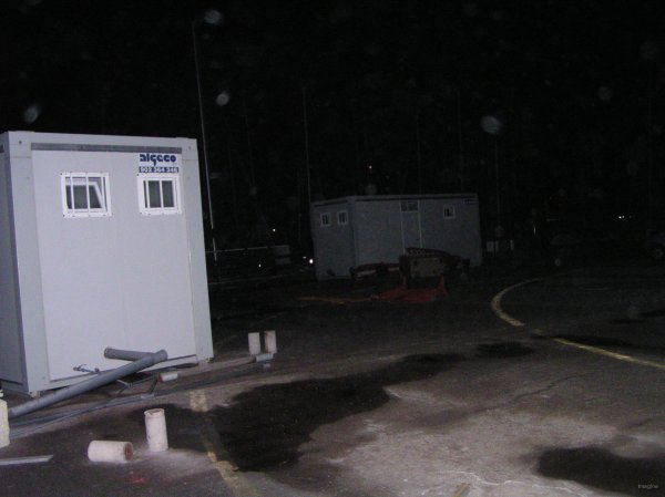 7- Les sanitaires ont voyage de 30 metres 